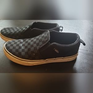 Vans kids slip on